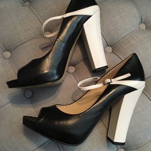 Nine West Platform Peep-toe Shoes